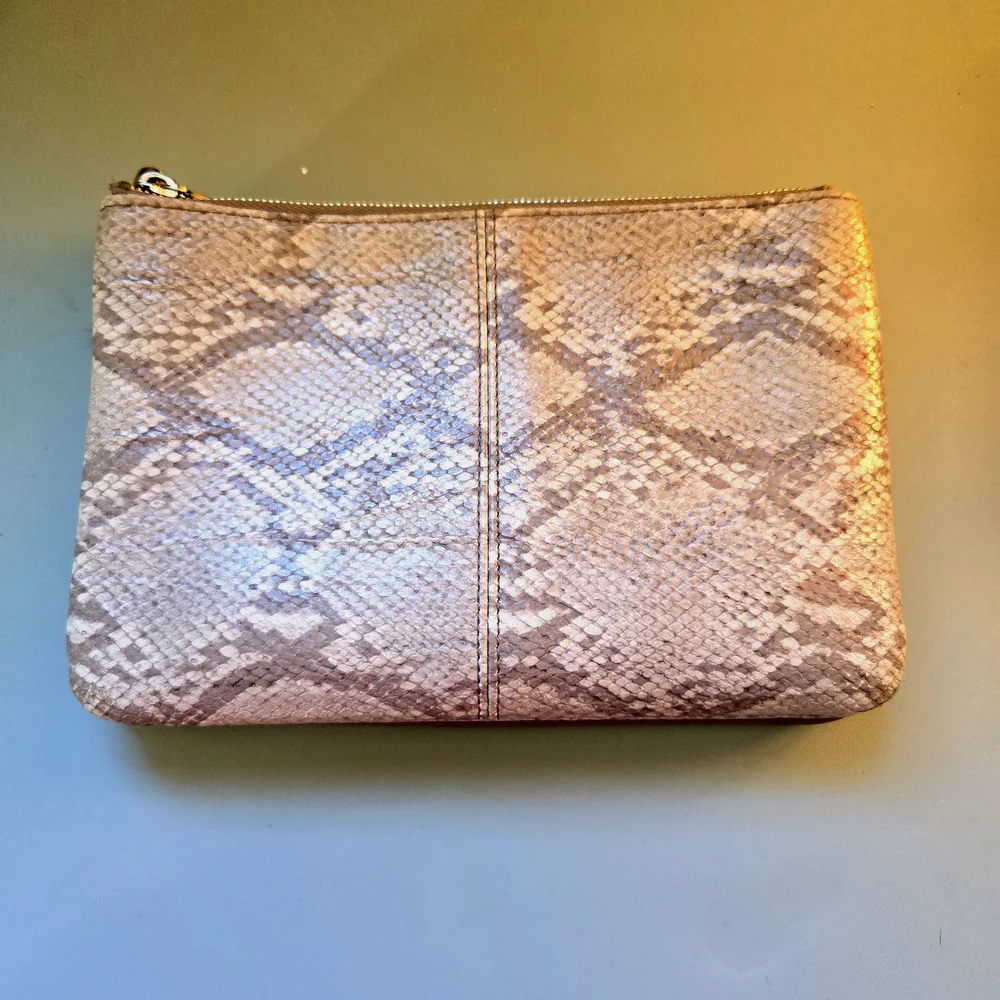 Thirty One Gray Snakeskin Vegan Leather Crossbody Convertible Bag, NWOT